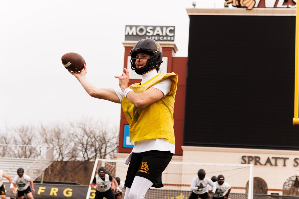 MoWest Athletics tweet media