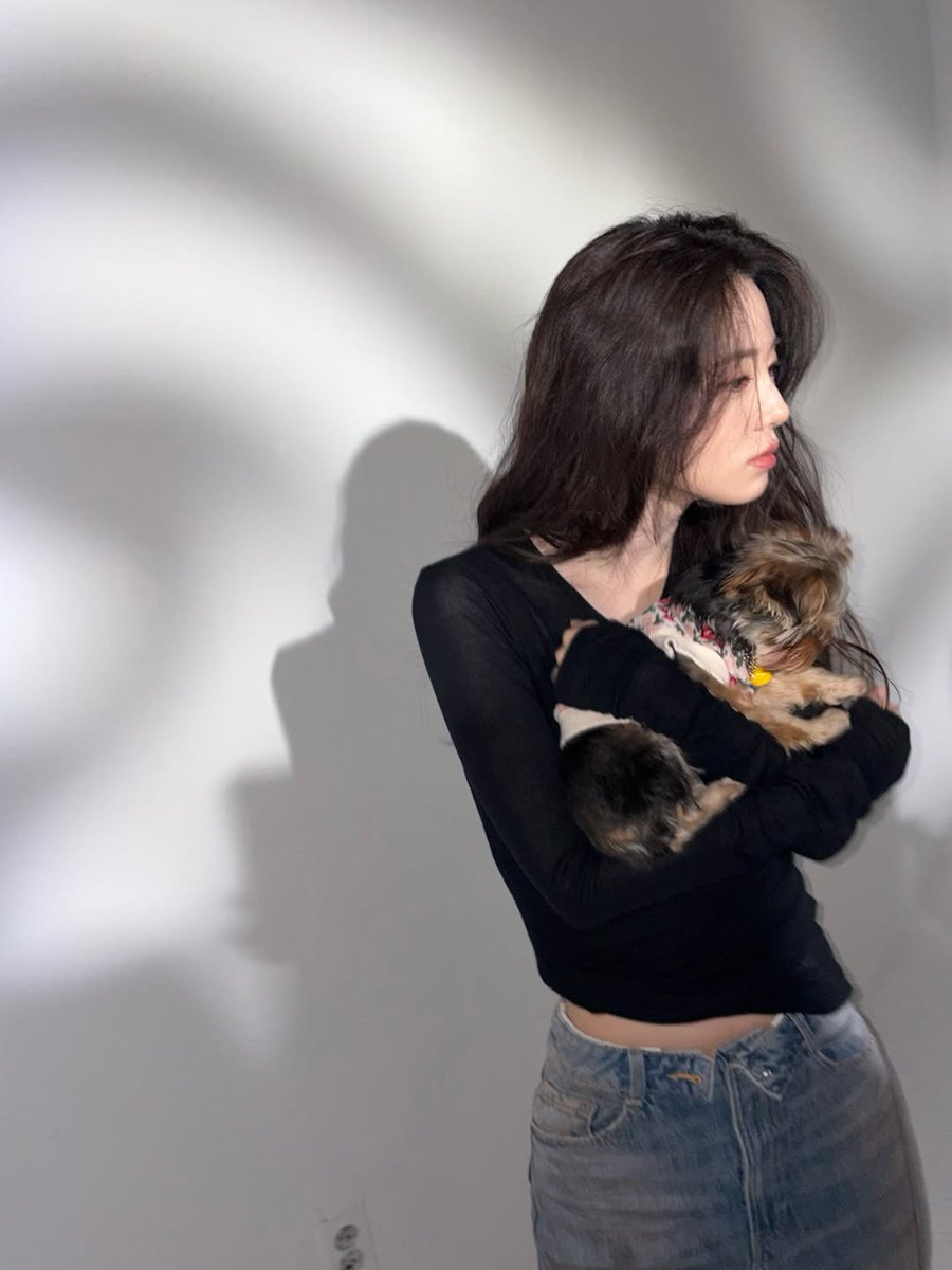 muka-muka bete karena udah masuk kerja dari kemarin, semangat sayangku kalau mau aku nafkahin kabarin aja ya