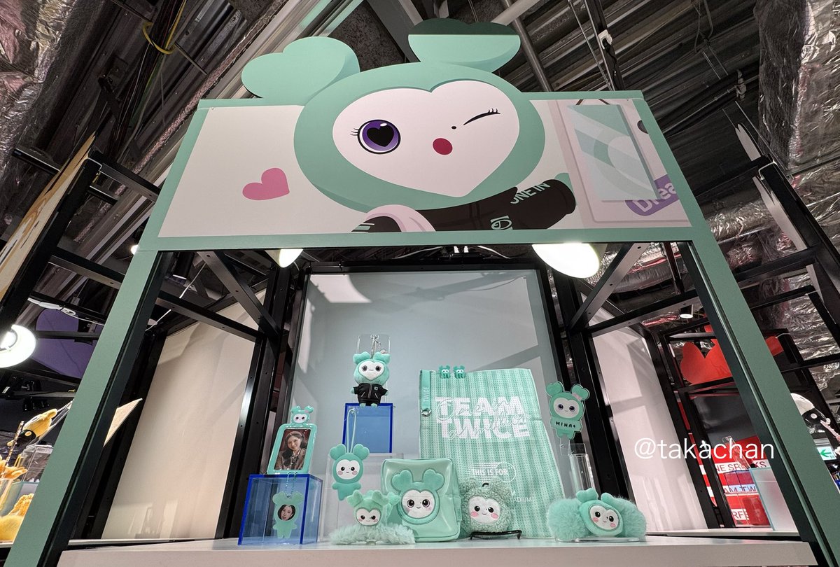 takachan tweet media