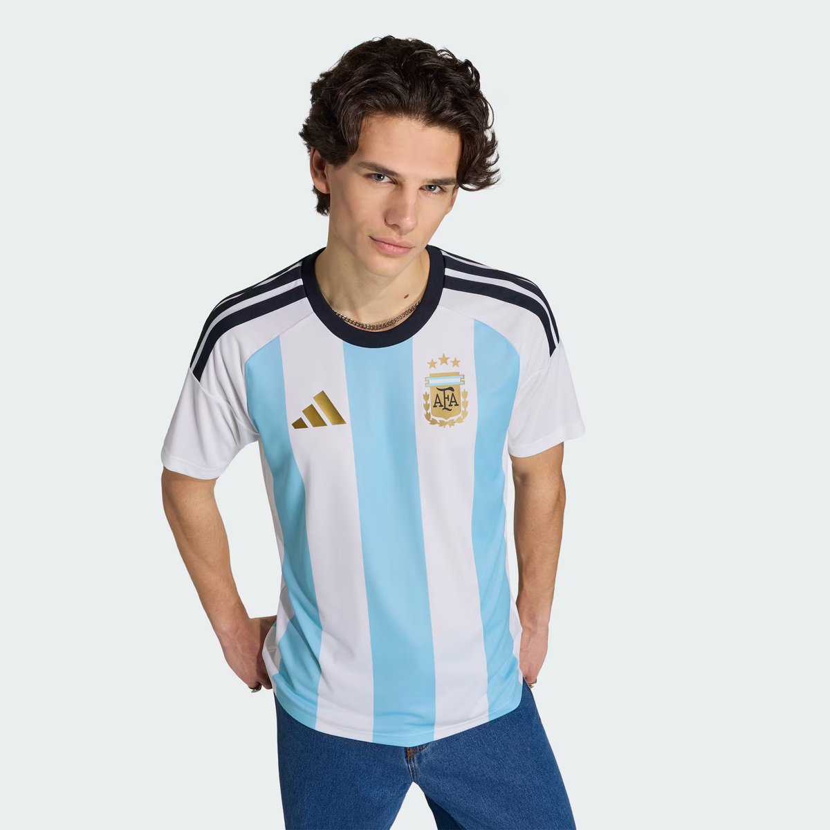 Gorras CAVS tweet media