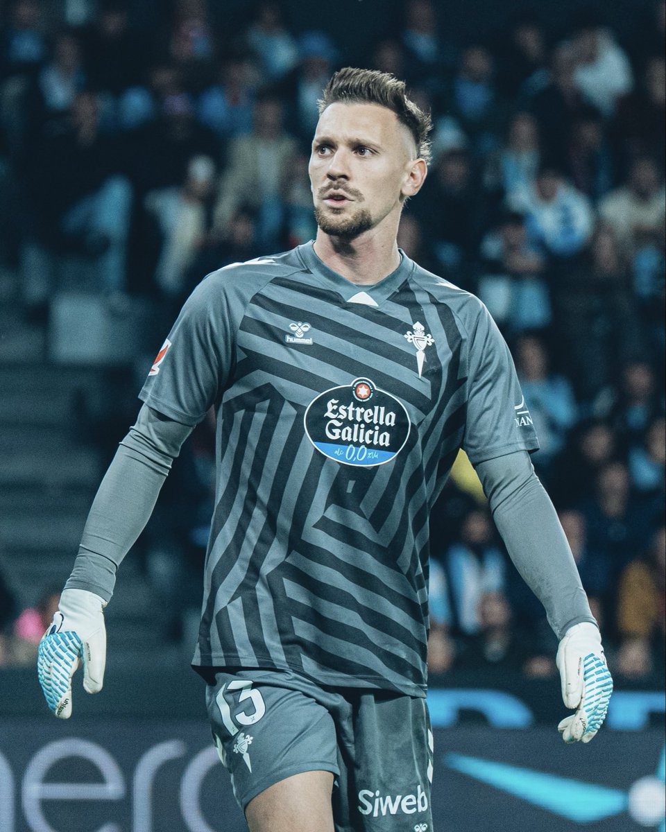 TQHTPodcast's tweet photo. 🚨 𝐔́𝐋𝐓𝐈𝐌𝐀 𝐇𝐎𝐑𝐀 | Digi Sport 🇷🇴:

✈️ Ionut Radu viaja mañana a Rumanía.

❌ En las pruebas medicas realizadas al portero 𝗡𝗢 se observó ningún tipo de lesión.

👍🏻 Andrei Vochin, de la Federación Rumana, aseguró que evoluciona 𝗙𝗔𝗩𝗢𝗥𝗔𝗕𝗟𝗘𝗠𝗘𝗡𝗧𝗘. https://t.co/UQhC6aJoiK