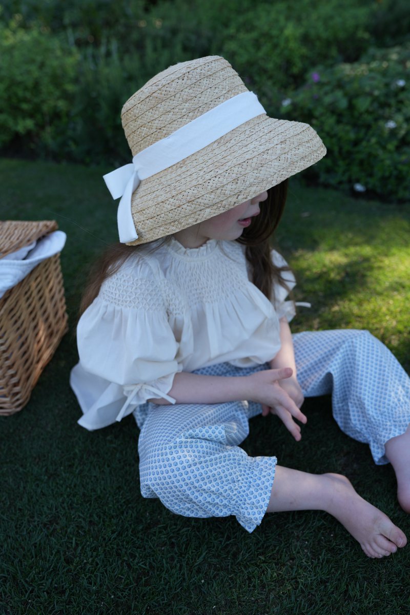 Dillard's tweet media