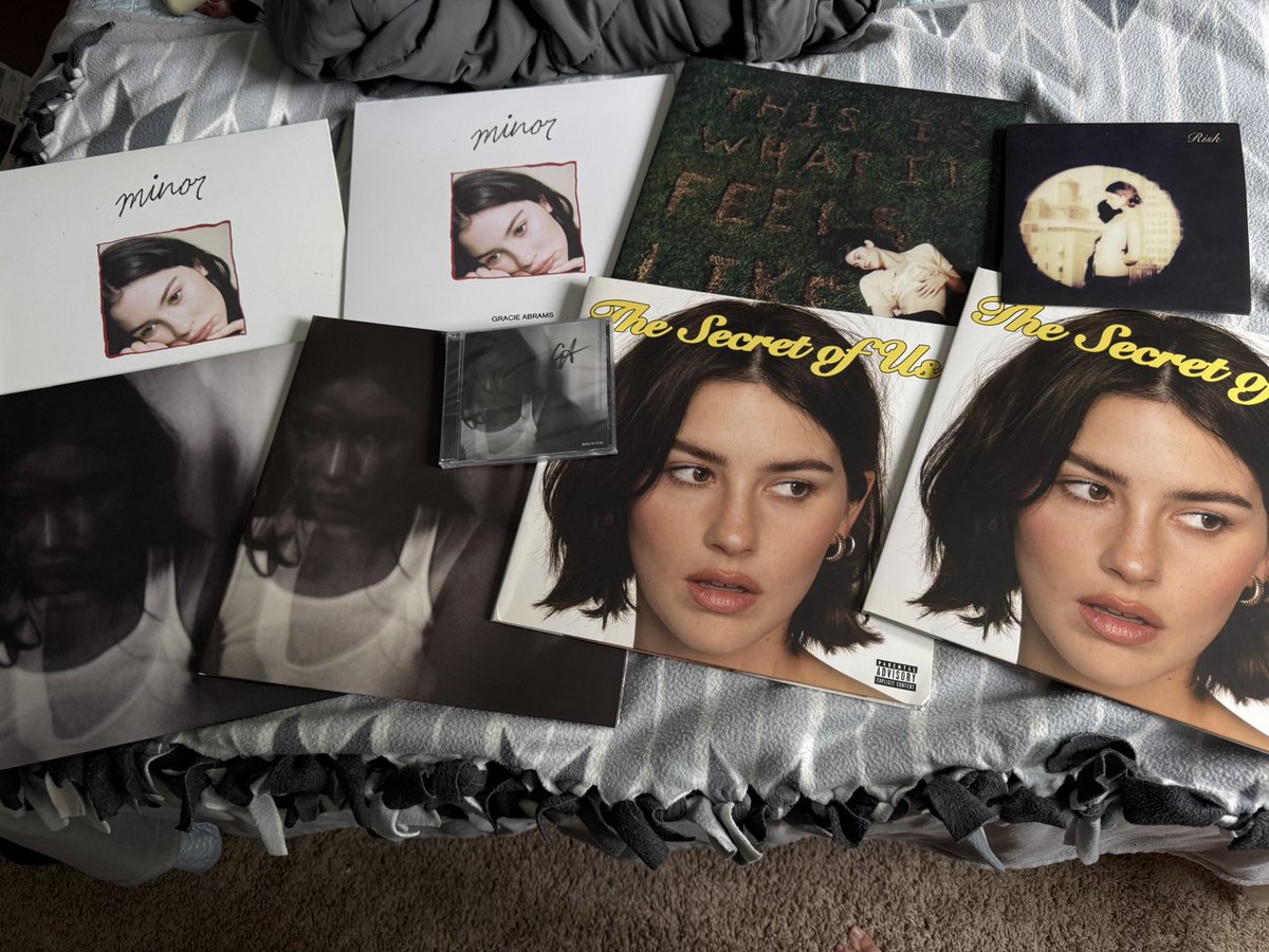 maya ⋆˚𝜗𝜚˚⋆ is KICKING AND SCREAMING tweet media