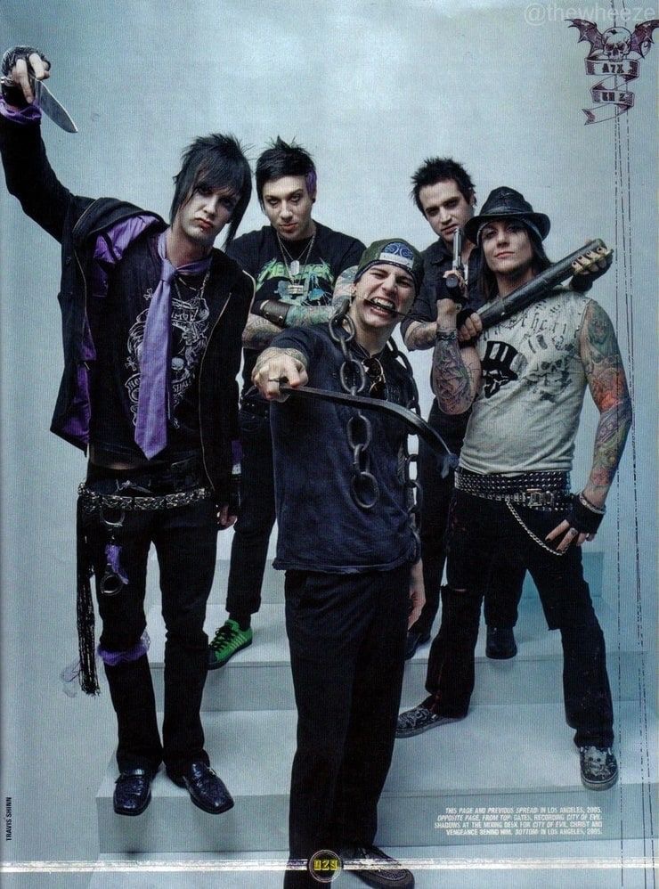 the rev thinker 💭 tweet media