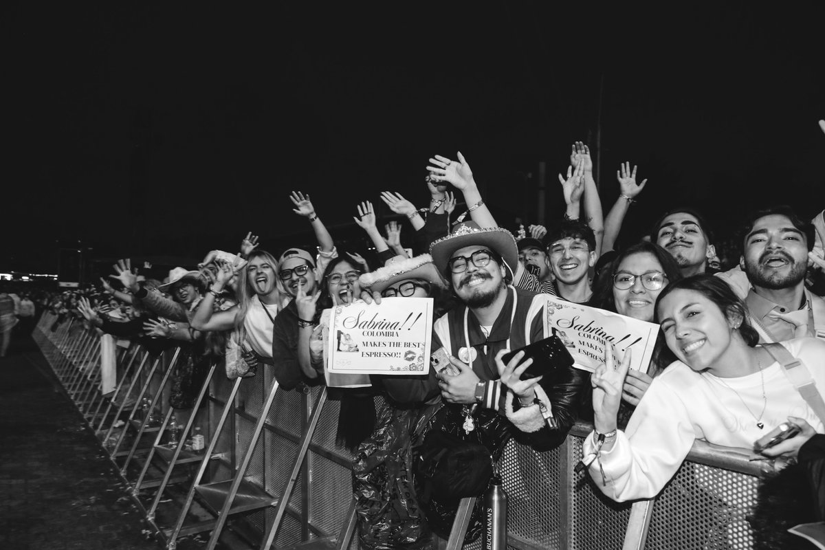 Team Sabrina 🐾 tweet media