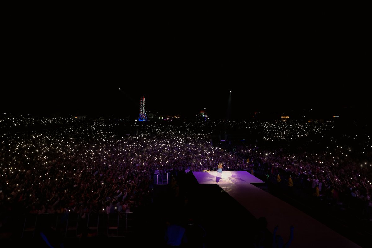 Team Sabrina 🐾 tweet media