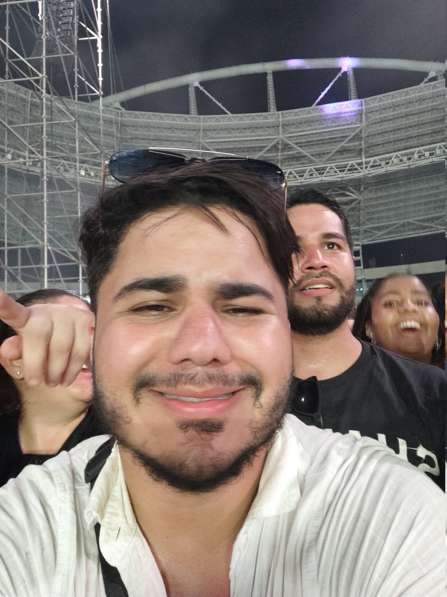 Andre anseia o Vip pra Shakicabana 😍 tweet media