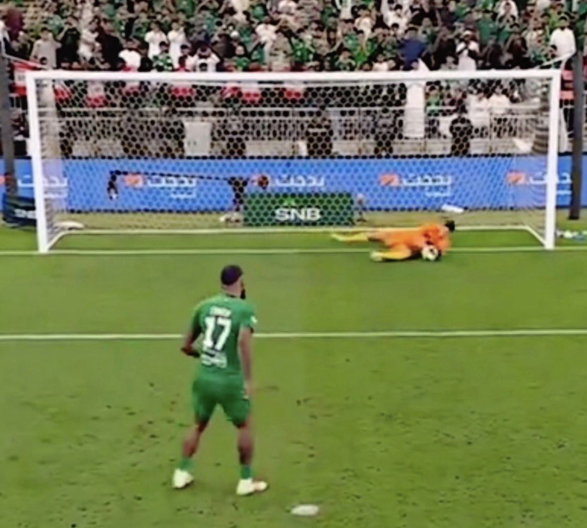 غّيـــم tweet media