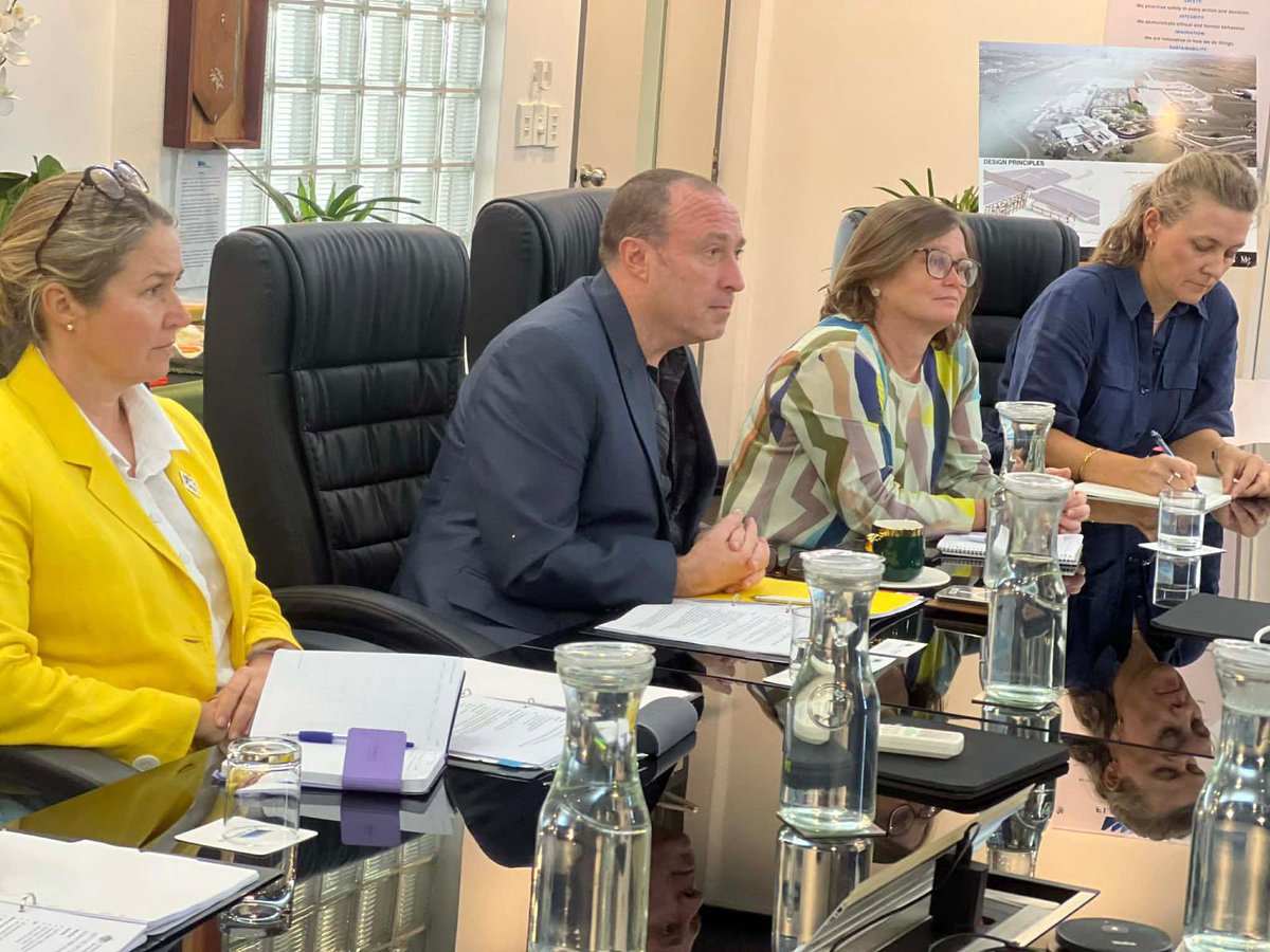 Peter Roberts tweet media