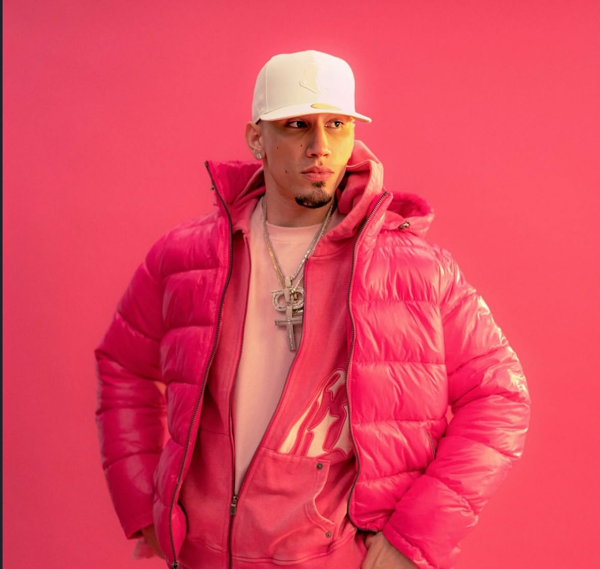 Omar Courtz tweet media