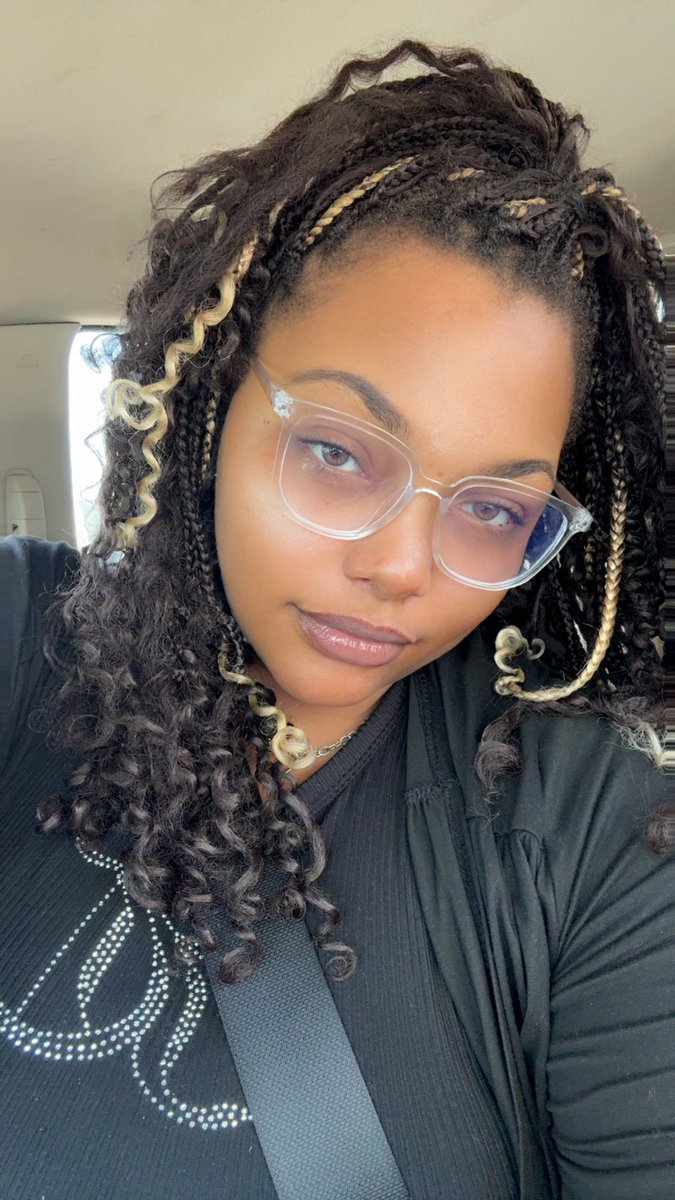 ⚡️💛 Goddess Mya 💛⚡️ tweet media