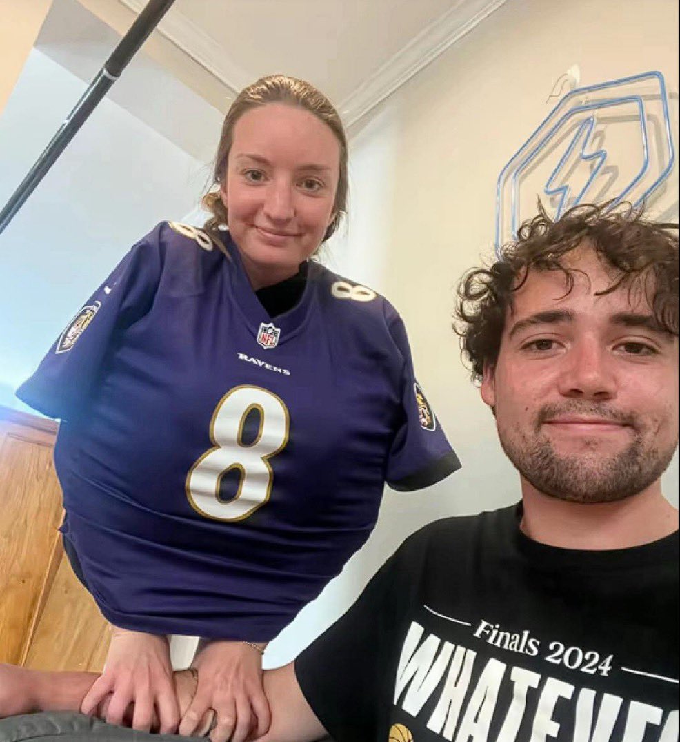 keniafcb tweet media