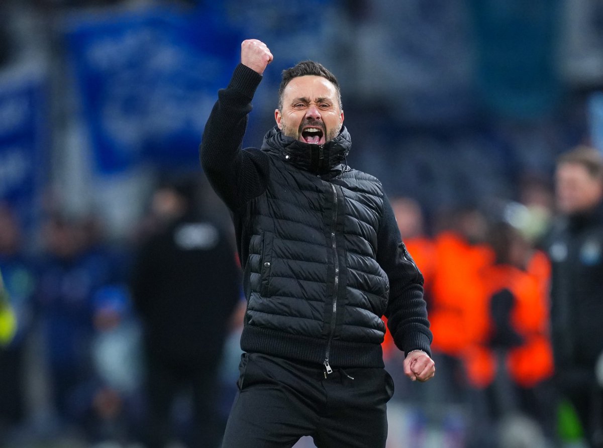 ReNgo_Sport's tweet photo. 🚨🚨🚨🚨🚨🚨🚨🚨🚨

فابريزيو رومانو:

روبرتو دي زيربي كان دائمًا أحد أبرز المرشحين لتولي تدريب توتنهام في الصيف، في حال بقاء الفريق في الدوري الإنجليزي الممتاز.

الهدف الأول كما تم الإبلاغ عنه منذ رحيله عن مارسيليا، مع وجود ماوريسيو بوتشيتينو أيضًا ضمن القائمة المختصرة.

دي زيربي وتوتنهام، الموضوع حاليًا مؤجل إلى شهر يونيو ⌛️