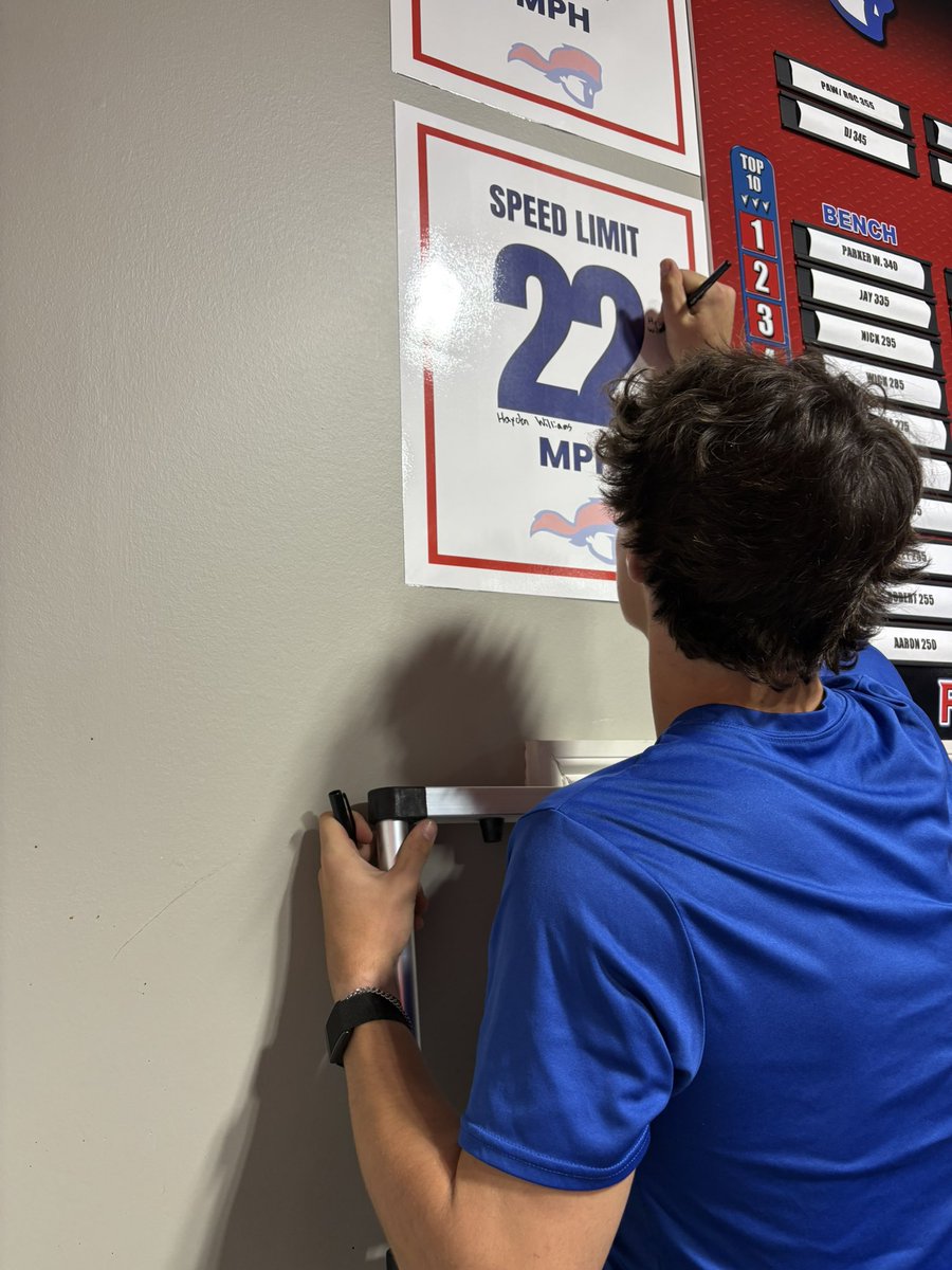 Austin Helus tweet media