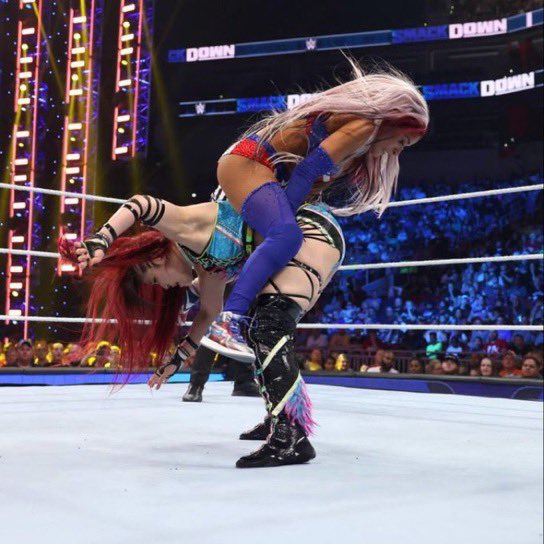 ✨𝒮𝟤𝐿 𝒲𝓇ℯ𝓈𝓉𝓁𝒾𝓃ℊ💜 tweet media