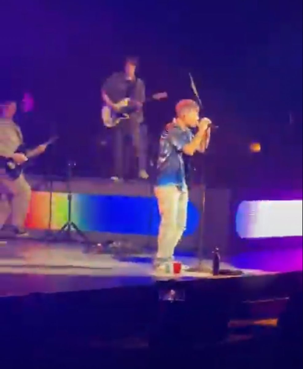 Danii ❯❯❯❯❯ tweet media