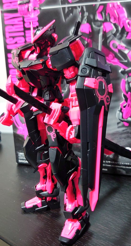 MGガンダムアストレイ レッドフレーム リサーキュレーションカラー

#ガンプラ
#ガンプラ好きな人たちと繋がりたい 
#ガンプラの画像貼るとRTされると聞いて