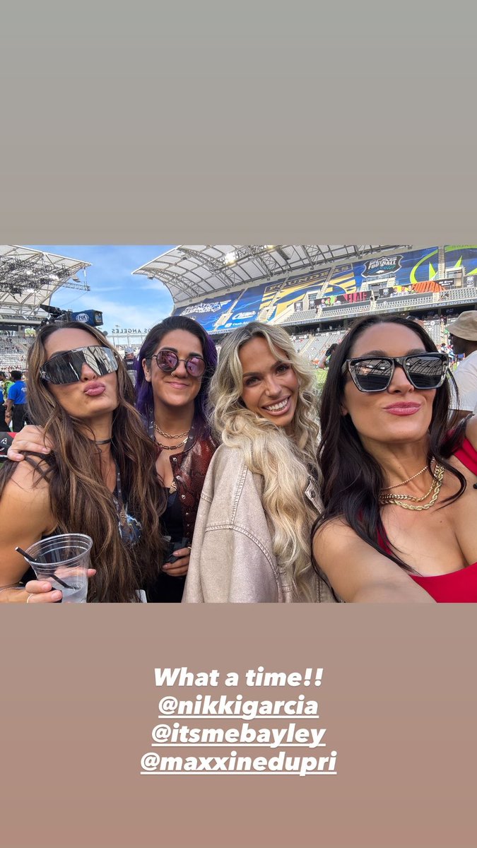 ☆𝓓𝓸 𝐌𝐨𝐫𝐞 𝓕𝓮𝓪𝓻 𝐋𝐞𝐬𝐬☆ {Parody} tweet media