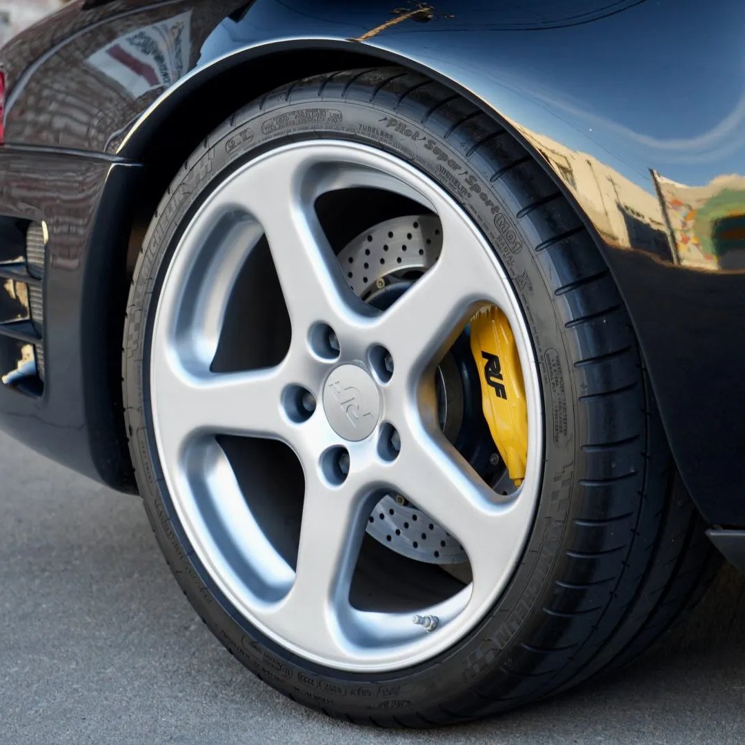 Bring a Trailer tweet media