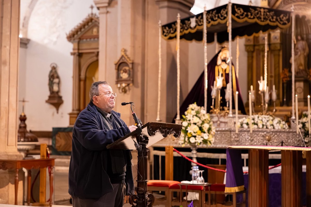 Canarias_Vive's tweet image. #SemanaSanta2026|| La Semana Santa de Gáldar arranca con un Pregón emotivo marcado por la fe y la solidaridad salesiana.
 facebook.com/share/p/1EQPHE…
#SemanaSantaGáldar #Gáldar #GranCanaria #CanariasVive