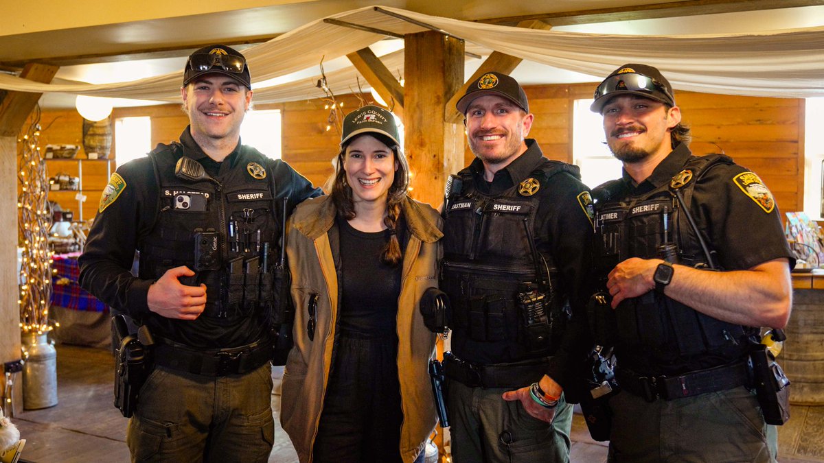 Marie Gluesenkamp Perez tweet media