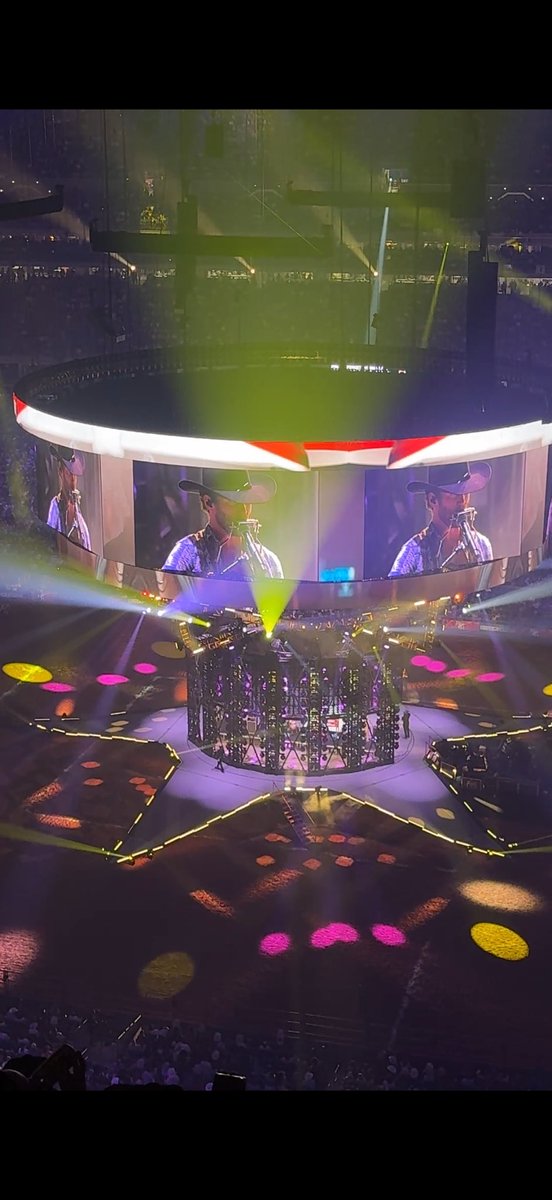 adit 🏳️‍🌈 tweet media