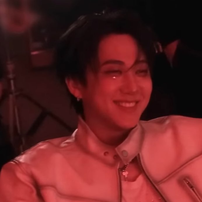 lesbian changbin tweet media