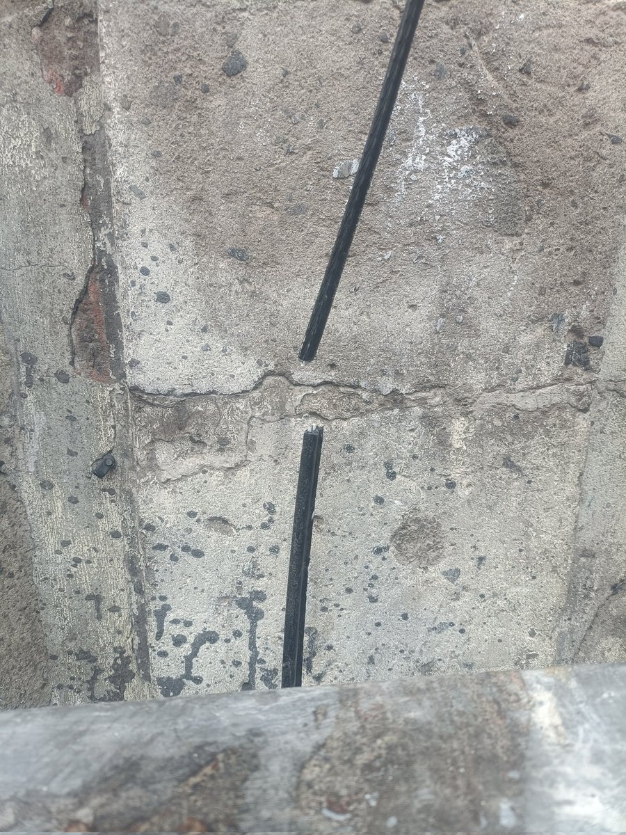 MerryMiranda8's tweet photo. No veo a los técnicos desde ayer tratando de solucionar el problema 
Llamo al número 800 123 2222 y solo contestadora. No hay una opción para hablar con algún operador 🤬🤬🤬

@Telmex @TELMEXSoluciona @Profeco https://t.co/Dsl6Syyjce