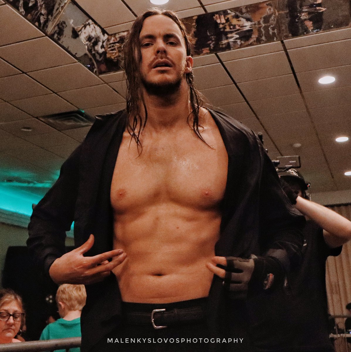 Malenky_Slovos's tweet photo. "This is what the people want!" - @BryceDShook

#indiewrestling #nycwrestling #nywrestling #wrestling #createapro https://t.co/jVMOew8ra5