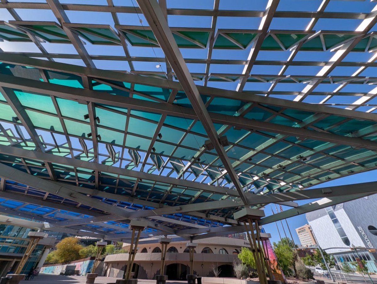 Johnny 🇬🇷🇺🇦🎹 tweet media