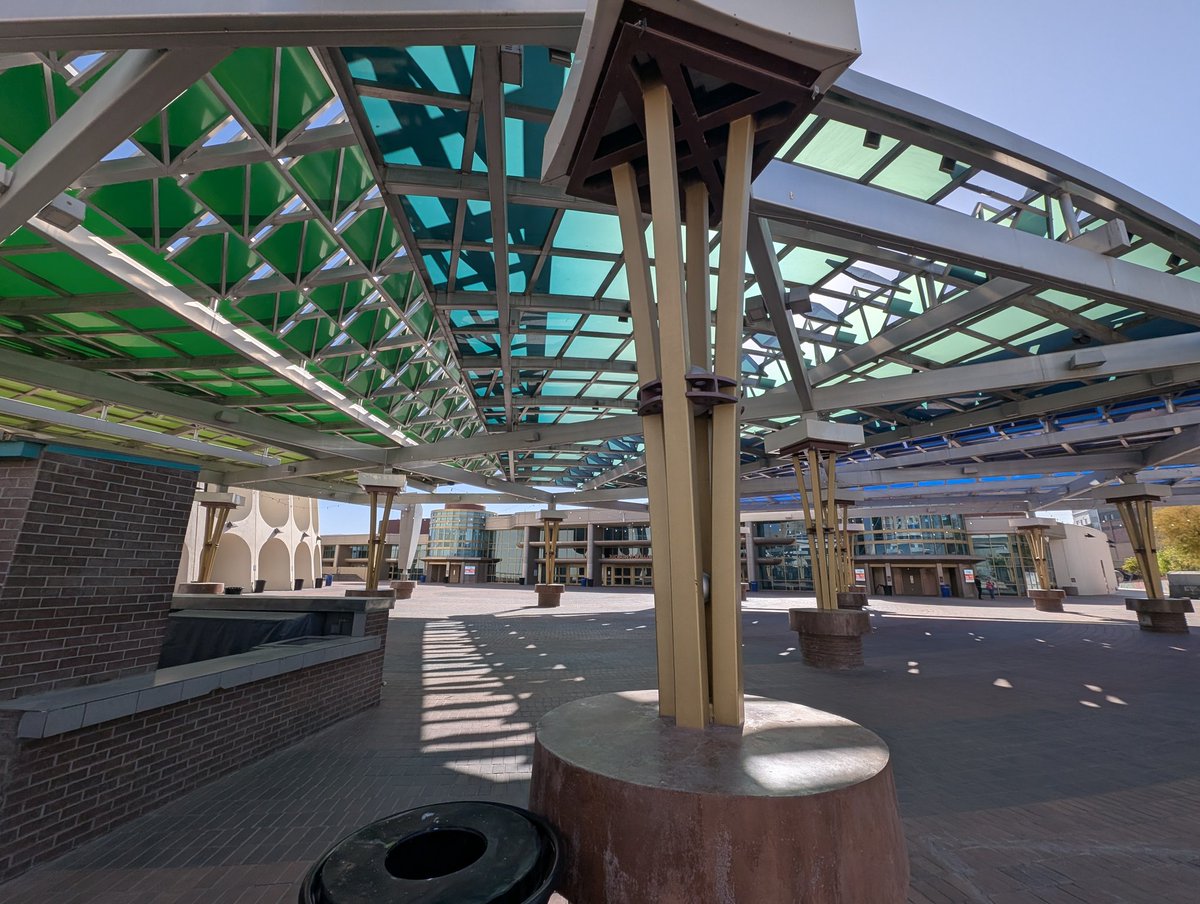 Johnny 🇬🇷🇺🇦🎹 tweet media