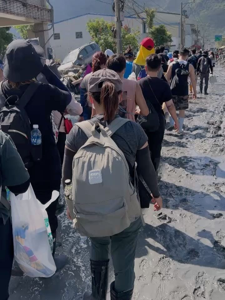 RodDaGod288's tweet photo. 原来幸福可以如此简单：只需一盘香气四溢的烤羊排便已足够。 https://t.co/3ghdjwxF9W