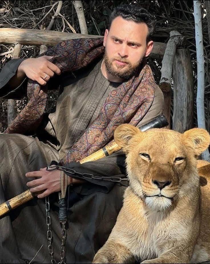 ميمي tweet media