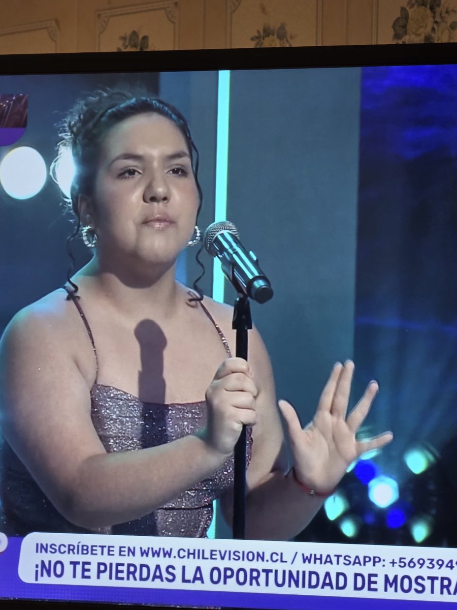 яσмιηα ναℓєяια tweet media