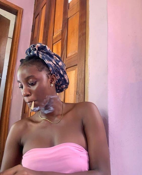 Every man's kind of woman 👠