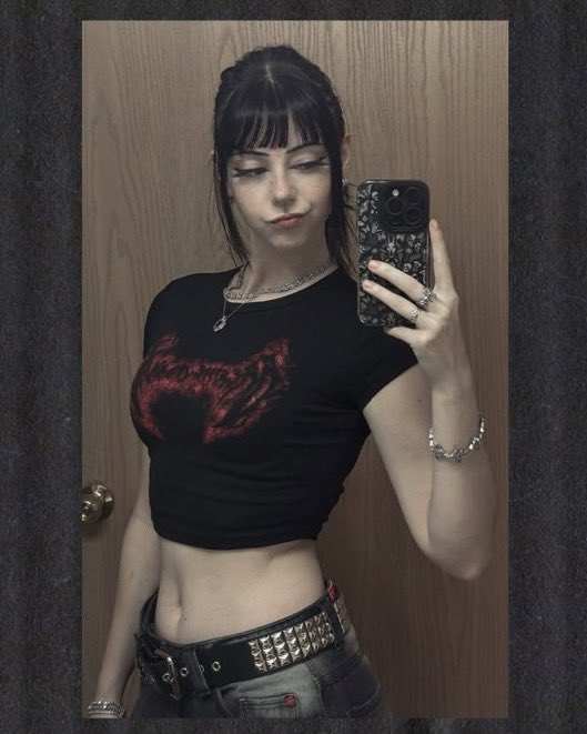 GoonAddict tweet media