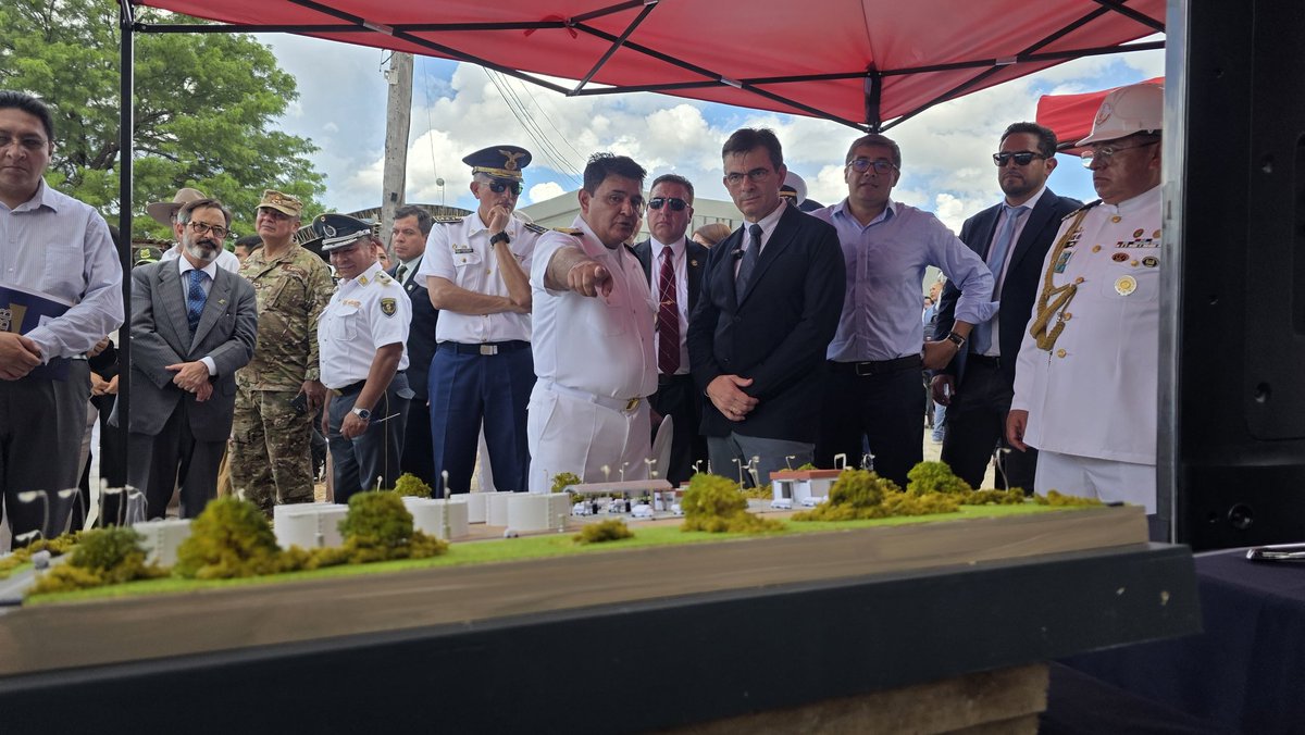 Rodrigo Paz Pereira tweet media