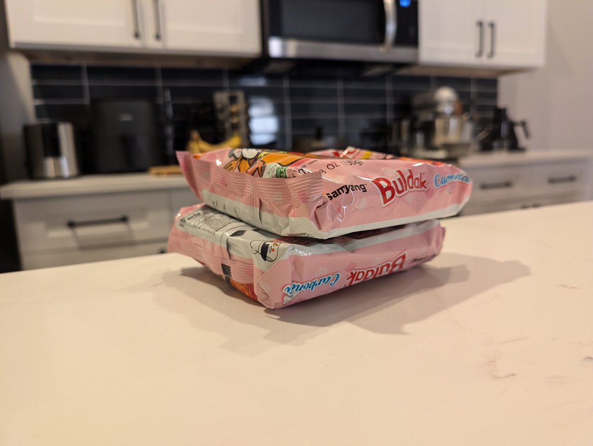 LewdToro tweet media