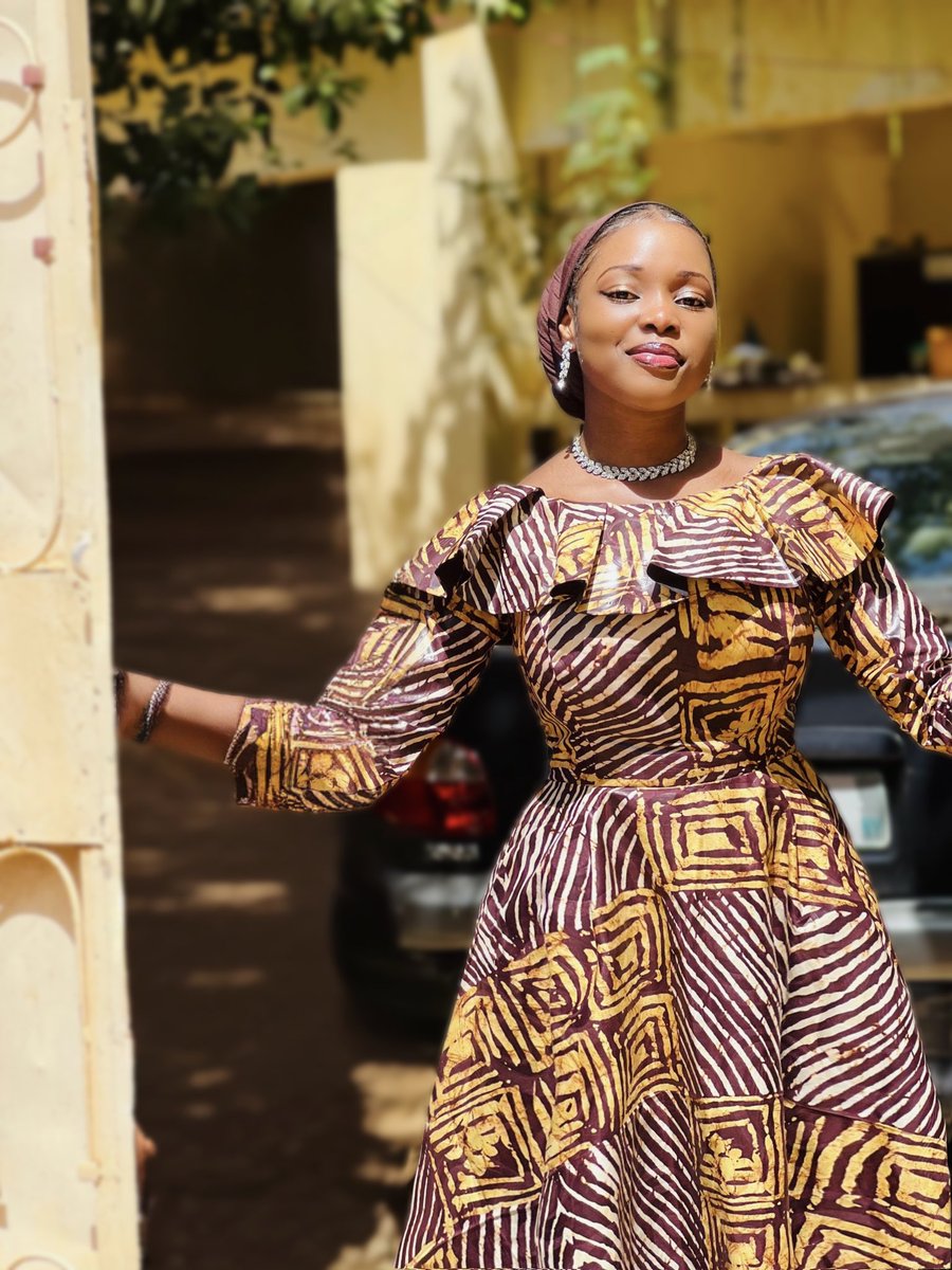 Paradise_🍯 tweet media