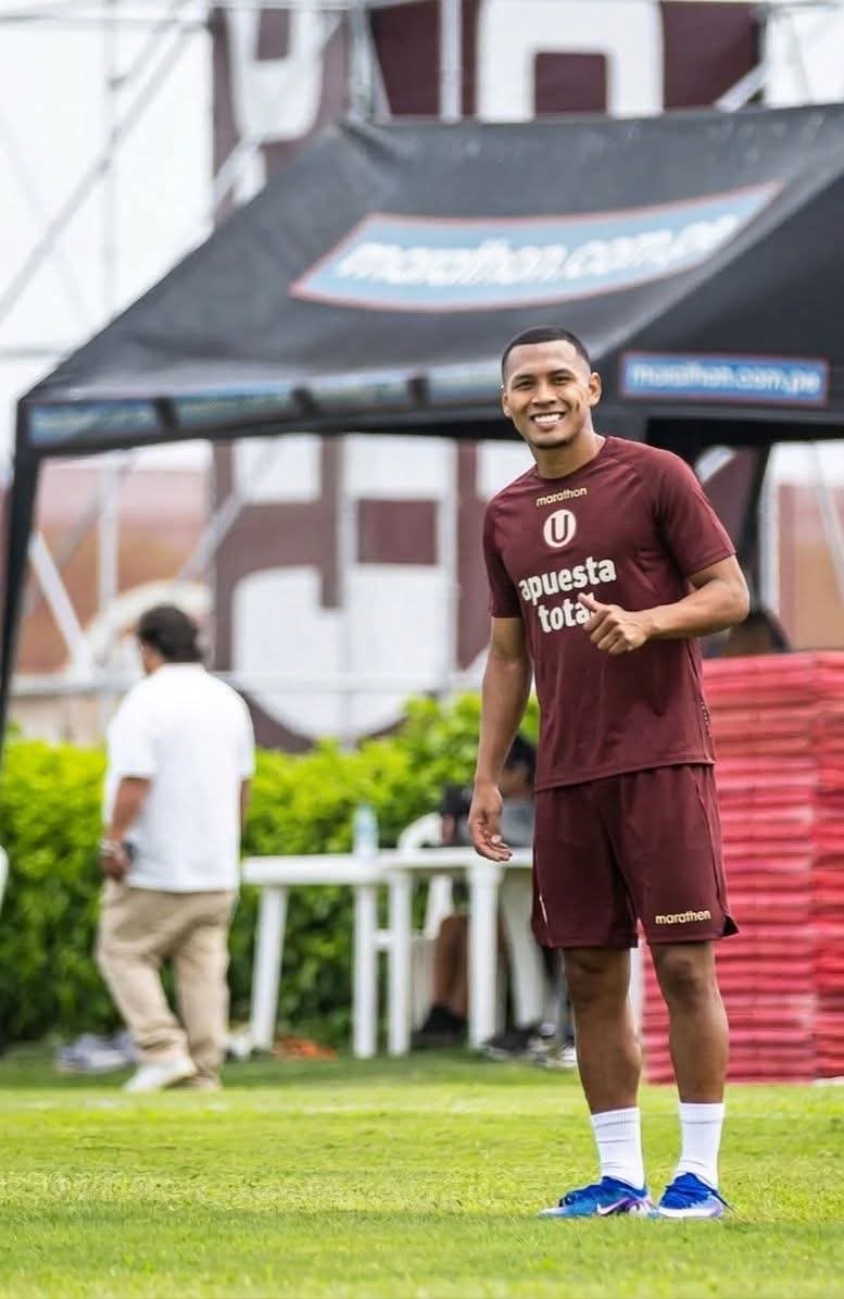 29 veces campeón..#TRICAMPEONES🏆🏆🏆 tweet media