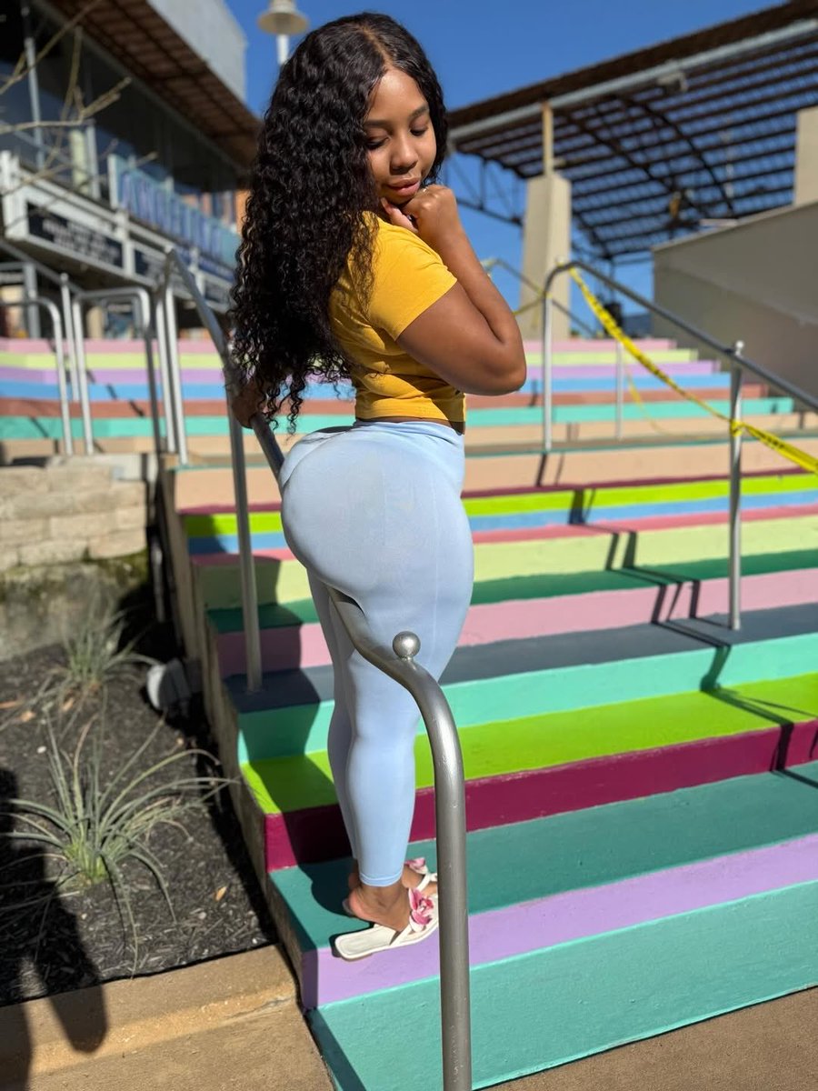 ᴹˢ 𝓽𝒽ⒾČ𝕜υ𝓶Ş 🌷‡ tweet media