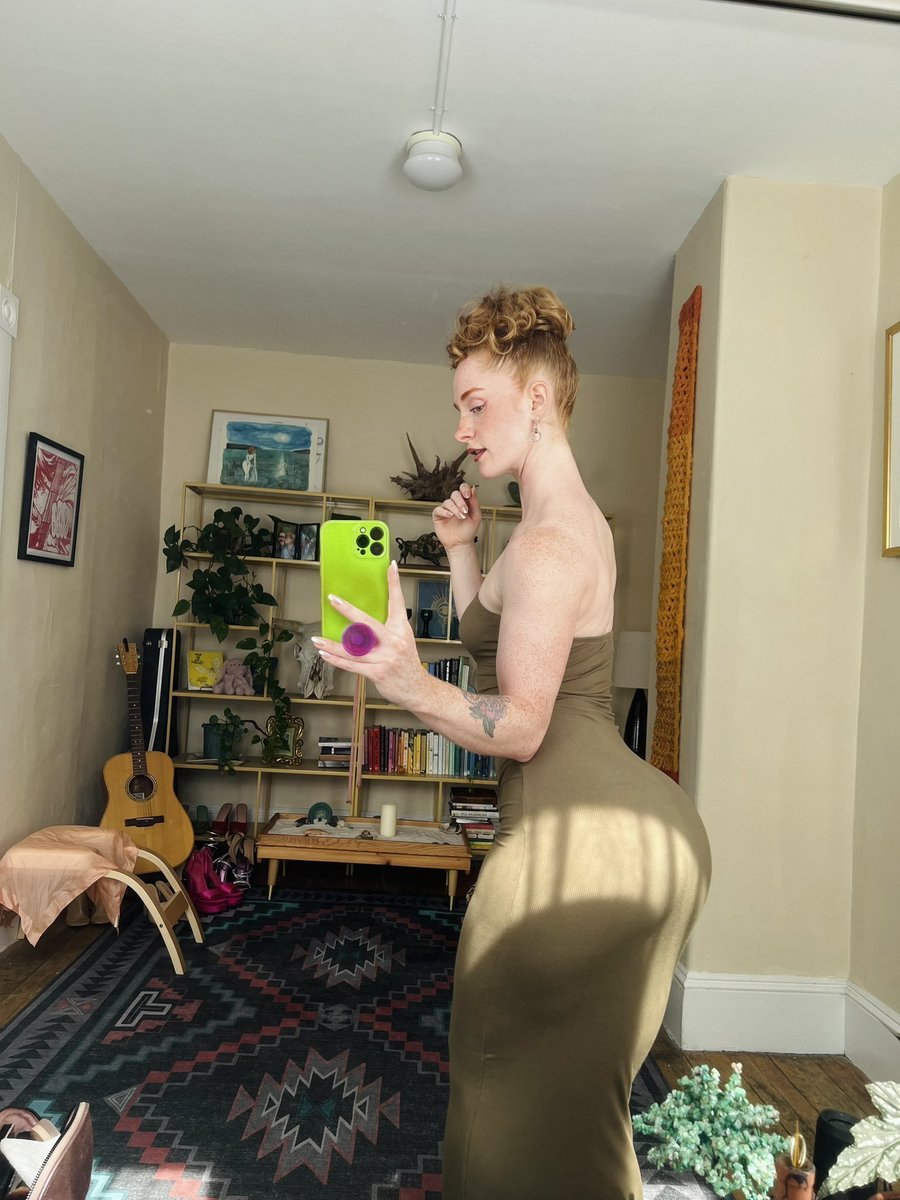 Amy Ginger Hart tweet media