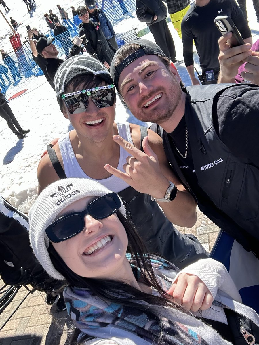 🔻L U K E🔻 tweet media