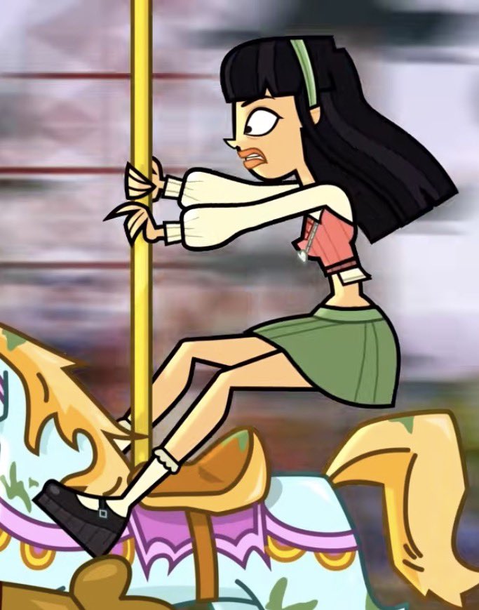 emmy ✿ | #TeamLake tweet media