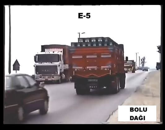 Abimiz izahın dibine vurmuş.!

Kimi iyi niyetine, kimi erdoğan nefretine istinaden;
Abi sosyal medyada niye kendini akpartili vekillerden-teşkilatçılardan fazla parçalıyorsun diyor bir çok tanıdığım dostum arkadaşım..

👉Kalp sağlığınla mücadele içindesin neden yoruyorsun kendini