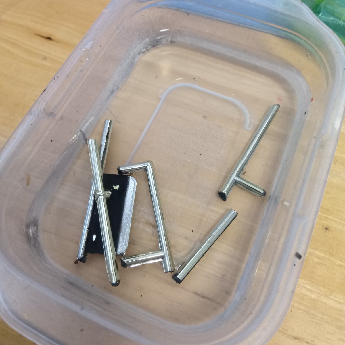 でじたる迷彩 ～3月いろいろ出没しますが、出展なしです tweet media