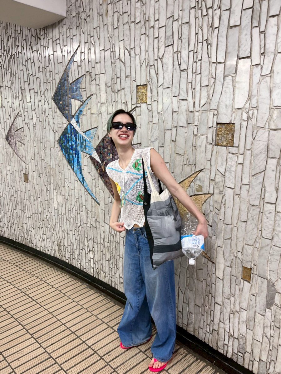 setsukoyuragi's tweet image. 本日の #vogue 風
夏すぎ🏖️☀️