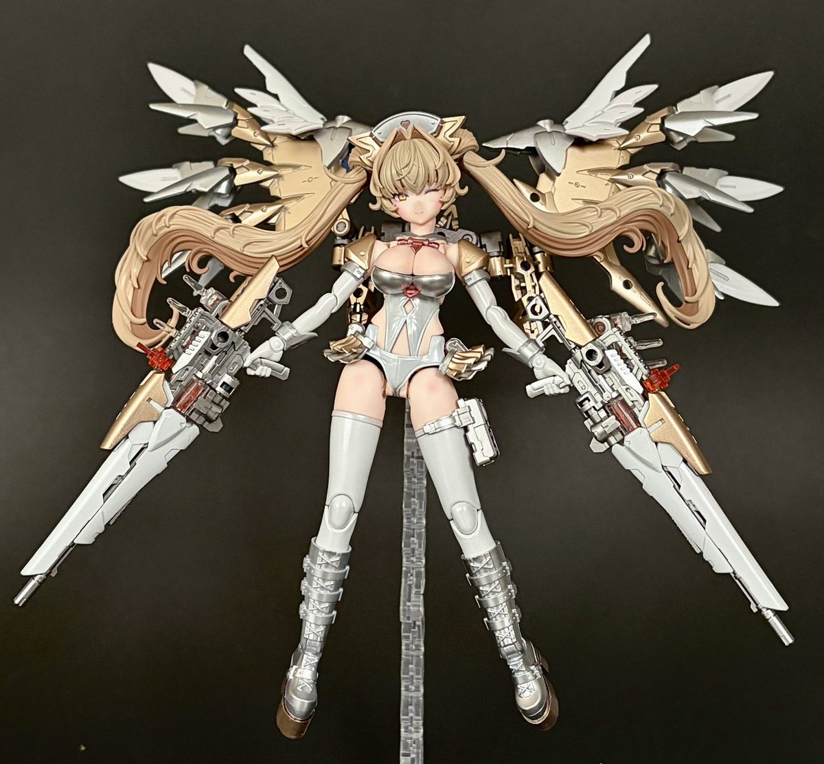 アーレウス tweet media