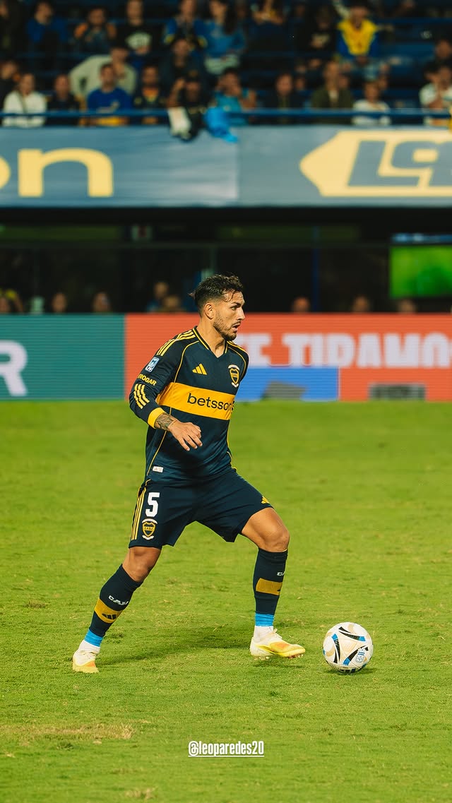 #𝟱 ⚡💙 tweet media