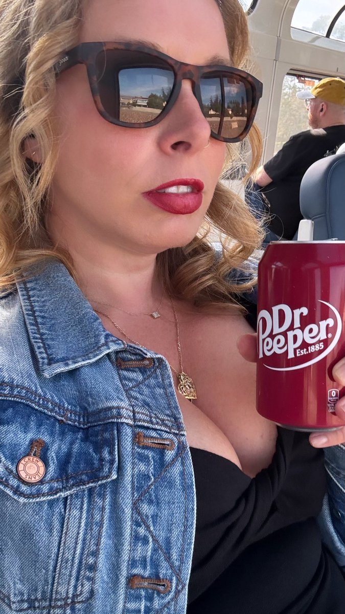 lizzie serber tweet media